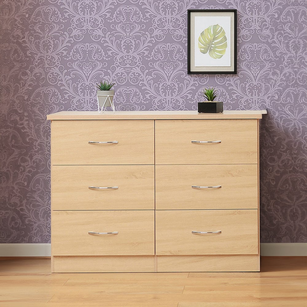 Oak Chest of Drawers